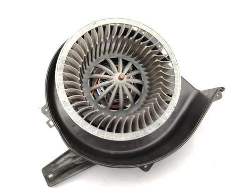 Used Heater blower motor VW POLO V (6R1, 6C1) 1.2 TSI 16V (90 hp) 23679557