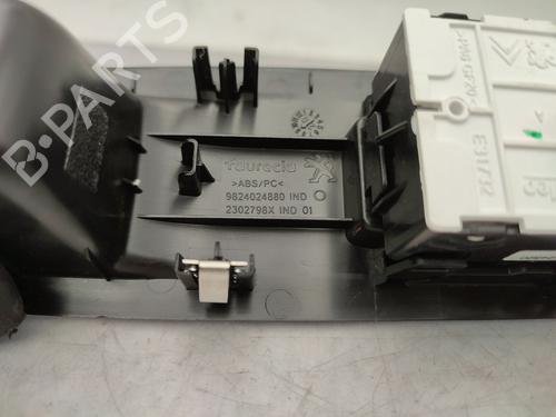 Left front window switch PEUGEOT 208 II (UB_, UP_, UW_, UJ_) 1.2 PureTech 75 | BP26617777I27 