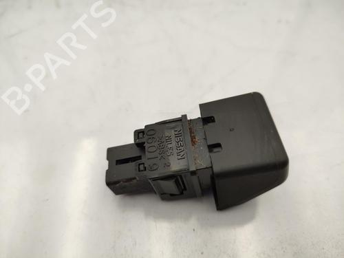Used Warning switch NISSAN MICRA III (K12) 1.2 16V (65 hp) 23743089