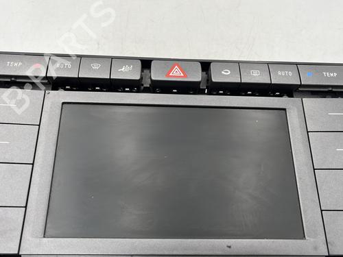 Radio VW PHAETON (3D1, 3D2, 3D3, 3D4, 3D6, 3D7, 3D8, 3D9) 3.0 V6 TDI 4motion | BP30961255E6