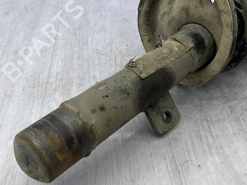 Used Right front shock absorber Right front shock absorber CITROËN XSARA (N1) 2.0 HDi 109 (109 hp) 23704293 23704293