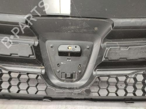 Grill DACIA SANDERO II TCe 90 (B8M1, B8MA, B8AC) | BP27304131C40 - Image 3
