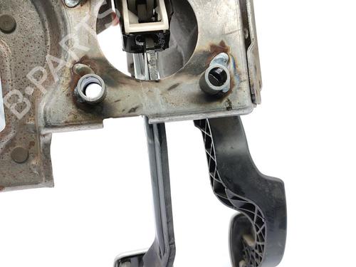 Pedal für PEUGEOT 208 I (CA_, CC_) 1.6 HDi (92 hp) 23720913