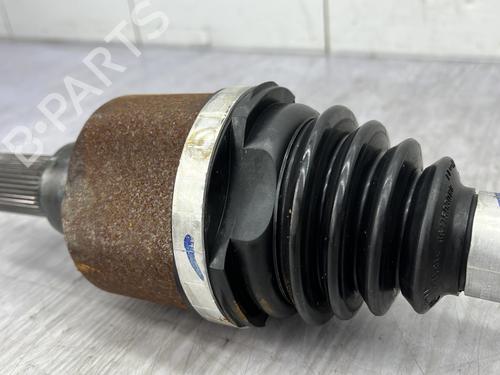 Used Left front driveshaft Left front driveshaft PEUGEOT 3008 II SUV (MC_, MR_, MJ_, M4_) 1.5 BlueHDi 130 (131 hp) 26132147 26132147