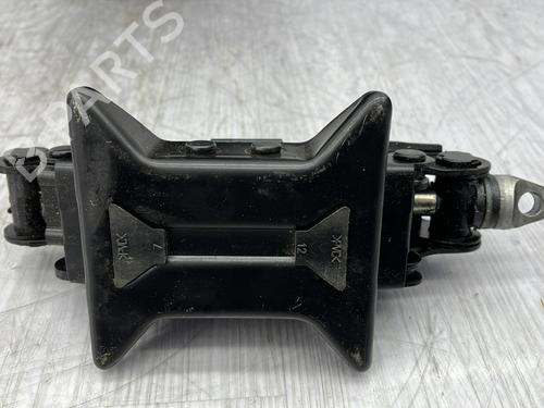 Used Jack Kit Jack Kit RENAULT CLIO II (BB_, CB_) 1.2 16V (BB05, BB0W, BB11, BB27, BB2T, BB2U, BB2V, CB05,... (75 hp) 23760926 23760926