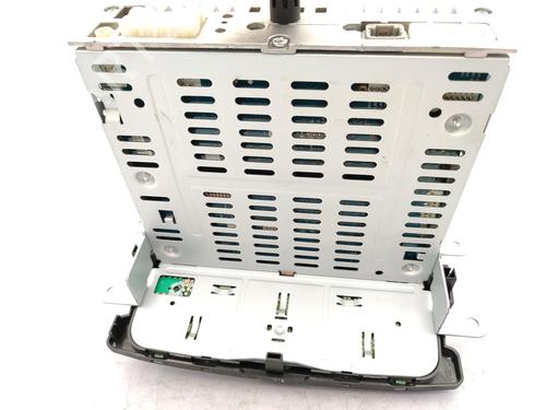 Used Radio Radio DACIA DUSTER (HS_) 1.2 TCe 125 (125 hp) 23722655 23722655