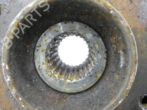 Used Right front steering knuckle Right front steering knuckle RENAULT SAFRANE I (B54_) 2.1 dT (B546) (88 hp) 23700589 23700589