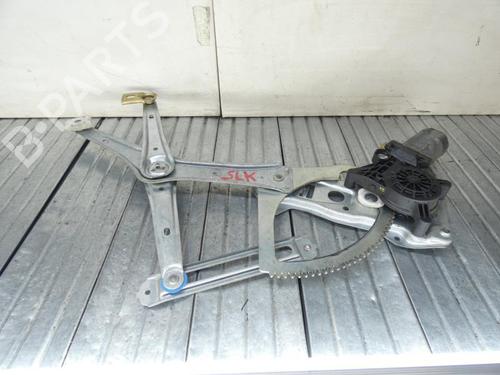 Used Front right window mechanism MERCEDES-BENZ SLK (R170) 230 Kompressor (170.447) (193 hp) 23697951
