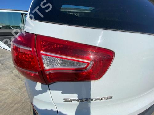 Used Left tailgate light Left tailgate light 37868000 37868000