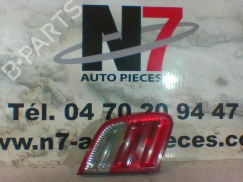 Venstre baglygte bagklap MERCEDES-BENZ E-CLASS T-Model (S210) E 290 T Turbo-D (210.217) (129 hp) 23685611