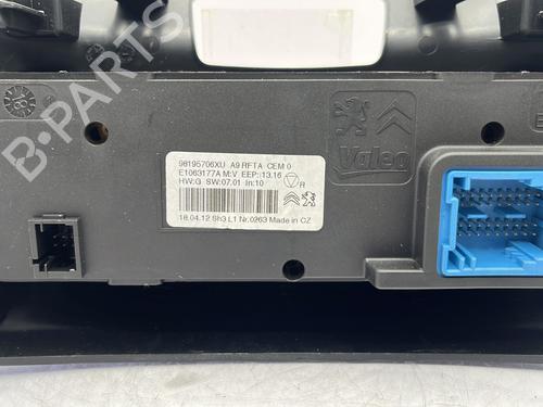 Climate control PEUGEOT 208 I (CA_, CC_) 1.2 VTI 82 | BP23761456I5 