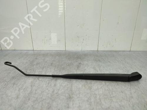 Used Front windshield wiper arm CITROËN C3 Pluriel (HB_) 1.4 (73 hp) 23711578