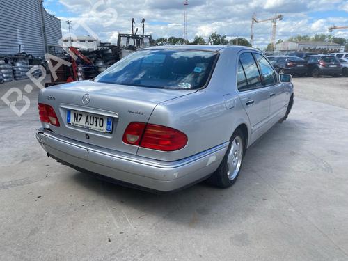 Dashboard MERCEDES-BENZ E-CLASS (W210) E 240 (210.061) | BP36440136C46 - Image 72