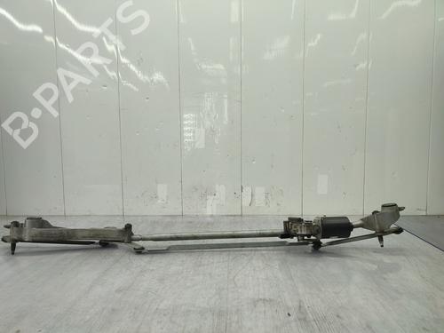 Used Front wiper motor MERCEDES-BENZ B-CLASS Sports Tourer (W245) B 180 CDI (245.207) (109 hp) 29604501