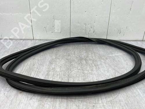 rubber-door-seal-audi-q5-8rb-2008-2009-2010-2011-2012-2013-2014-2015-2016-2017-2018-2019-23761353 main image