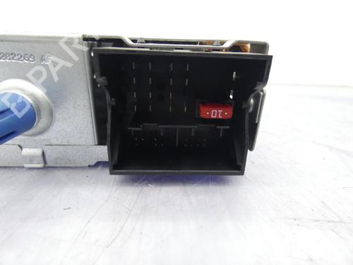 Used Radio PEUGEOT 308 I (4A_, 4C_) 1.6 HDi (109 hp) 23697711