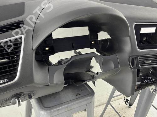 Dashboard AUDI Q5 (8RB) 2.0 TDI | BP30614645C46 