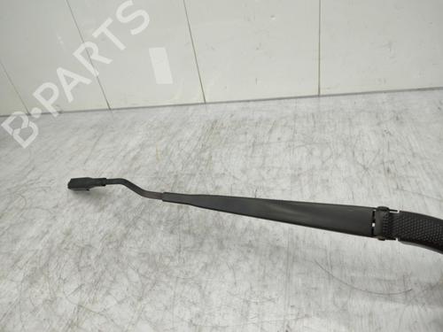 Front windshield wiper arm NISSAN QASHQAI / QASHQAI +2 I (J10, NJ10, JJ10E) 1.5 dCi | BP23711052C143 