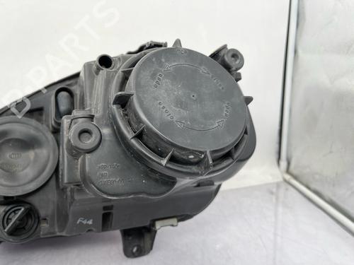 Right headlight VW GOLF V (1K1) 2.0 TDI 16V | BP36059730C29 - Image 2