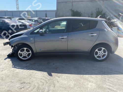 left-front-door-nissan-leaf-ze0-2010-2011-2012-2013-2014-2015-2016-2017-36943463 main image