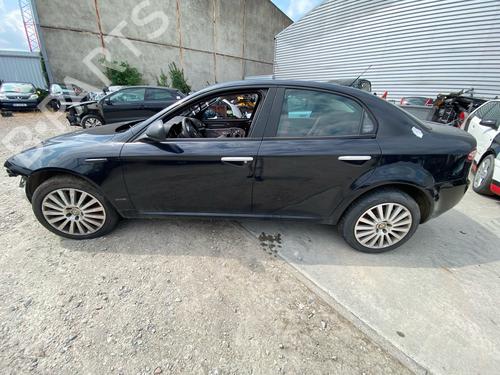 Dashboard ALFA ROMEO 159 (939_) 2.4 JTDM (939AXD12, 939AXD1B) | BP37494180C46 - Image 37