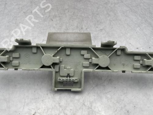Used Lamp holder Lamp holder OPEL ZAFIRA / ZAFIRA FAMILY B (A05) 1.7 CDTI (M75) (110 hp) 32748924 32748924