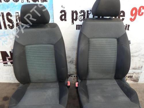Set sedili Set sedili VW POLO V (6R1, 6C1) 1.6 TDI (90 hp) 23692313 23692313