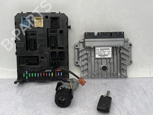Used Electronic module PEUGEOT 407 SW (6E_, 6D_) 2.0 HDi 135 (136 hp) 30847047
