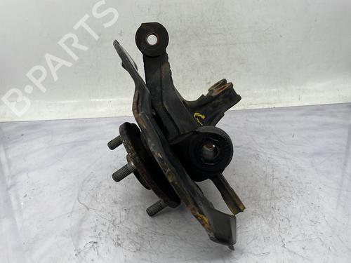 Used Left front steering knuckle Left front steering knuckle TOYOTA YARIS (_P13_) 1.5 Hybrid (NHP130_, NHP130) (101 hp) 32227009 32227009