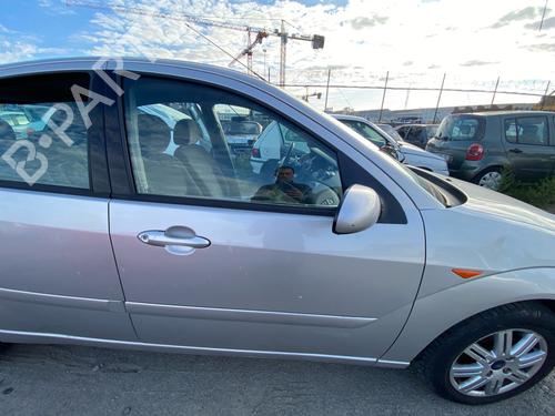 Used Right front door Right front door 39071765 39071765