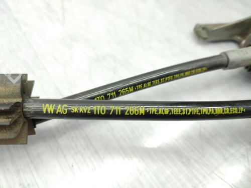 Gear lever VW TOURAN (1T1, 1T2) 1.9 TDI | BP23718952M90