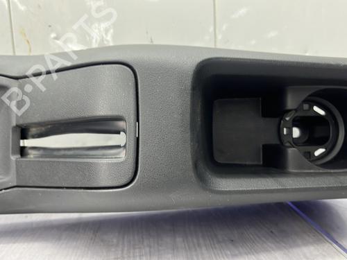 Middle console CITROËN C3 III (SX) 1.2 THP 110 (SXHNPS, SXHNZT, SXHNZ6) | BP30679440I22  - Image 8