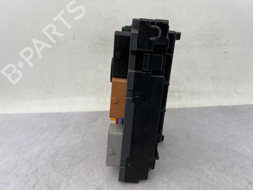 Fuse box CITROËN C5 III (RD_) 2.0 HDi 165 (RDRHHA, RDRHH8) | BP40504299E1 - Image 3