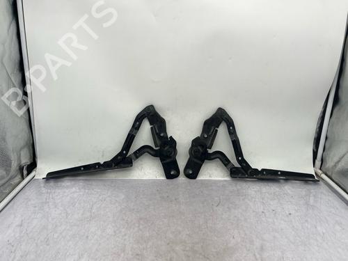 Used Hinge/Door check strap Hinge/Door check strap 37636363 37636363