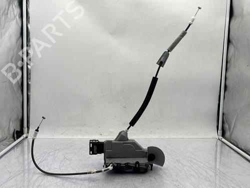 front-left-lock-peugeot-3008-ii-suv-mc_-mr_-mj_-m4_-2016-32339262 main image