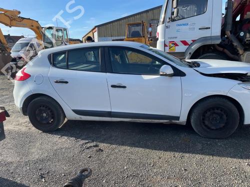 Electronic module RENAULT MEGANE III Hatchback (BZ0/1_, B3_) 1.5 dCi | BP23672920M83 - Image 47