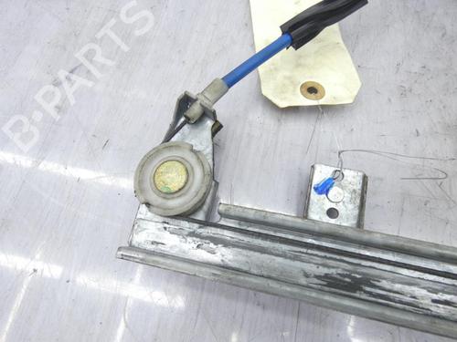 Used Front right window mechanism Front right window mechanism FIAT PUNTO (176_) 60 1.2 (176AP, 176AR, 176AQ, 176BB) (60 hp) 23701969 23701969