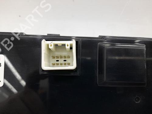 climate-control-toyota-verso-_r2_-2009-2010-2011-2012-2013-2014-2015-2016-2017-2018-23705965 main image