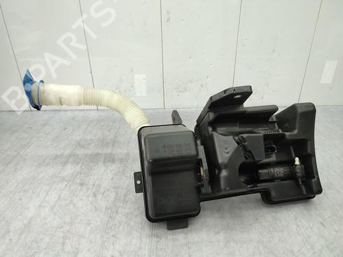 Used Windscreen washer tank VW TIGUAN (5N_) 2.0 TDI (140 hp) 23753610