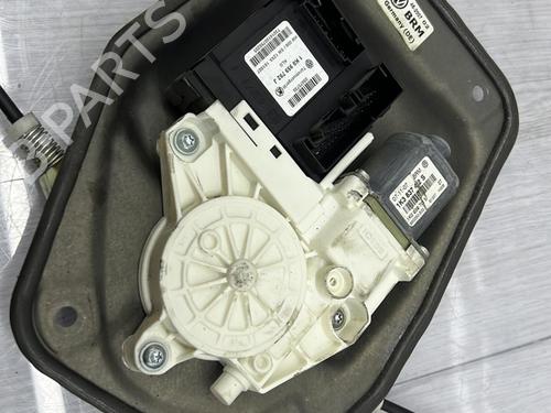 Front right window mechanism VW GOLF V (1K1) 1.4 TSI | BP23702964C23 