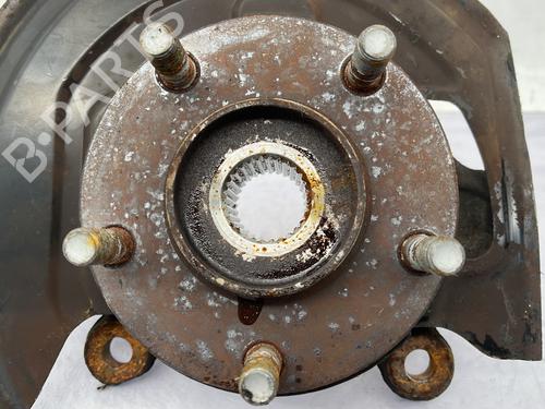 Used Left front steering knuckle Left front steering knuckle NISSAN JUKE (F15) 1.5 dCi (110 hp) 31769697 31769697