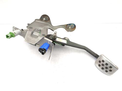 Clutch pedal RENAULT CAPTUR I (J5_, H5_) 1.5 dCi 110 | BP23749181I13 