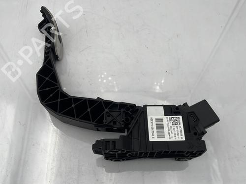 Used Pedal Pedal PEUGEOT 2008 II (UD_, US_, UY_, UJ_, UR_, UC_) 1.5 BlueHDI 130 (131 hp) 23759277 23759277