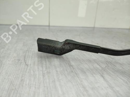 front-windshield-wiper-arm-citroen-c4-ii-nc_-2009-23709372 main image