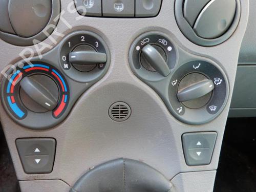 Steering column stalk FIAT PANDA (169_) 1.2 (169.AXB11, 169.AXB1A) | BP23689713I23 - Image 20