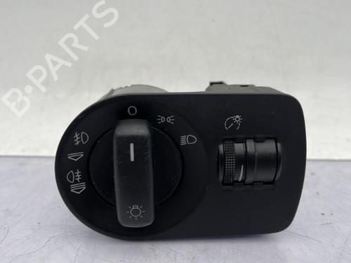 Used Headlight switch AUDI A3 Sportback (8PA) 2.0 TDI (140 hp) 23752751