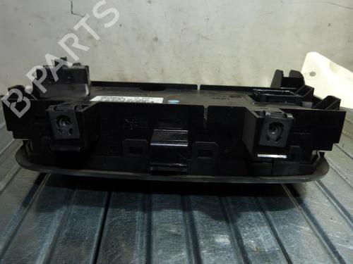 Used Climate control Climate control 23722025 23722025