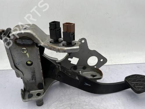 Used Break pedal Break pedal NISSAN JUKE (F15) 1.5 dCi (110 hp) 23753915 23753915