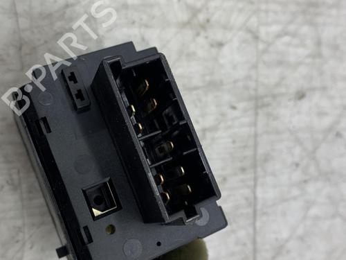 steering-column-stalk-citroen-saxo-s0-s1-1996-1997-1998-1999-2000-2001-2002-2003-2004-23674118 main image