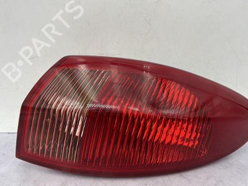 Højre baglygte ALFA ROMEO 147 (937_) 1.9 JTDM 8V (937.AXD1A, 937.AXU1A, 937.BXU1A) (120 hp) 23757962